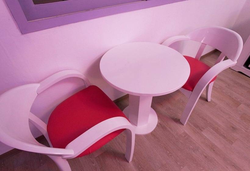 ホテル Seosan White House