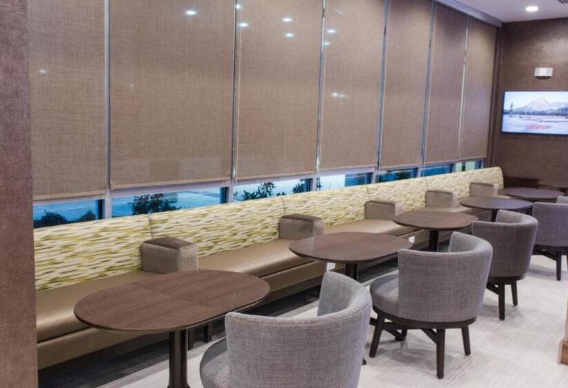 فندق Springhill Suites By Marriott Birmingham Gardendale