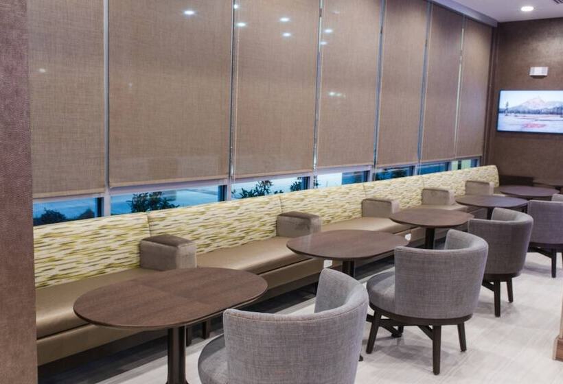 فندق Springhill Suites By Marriott Birmingham Gardendale