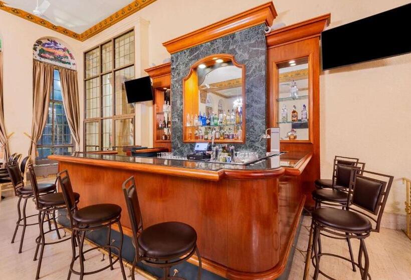 The Americus Hotel, Trademark Collection By Wyndham