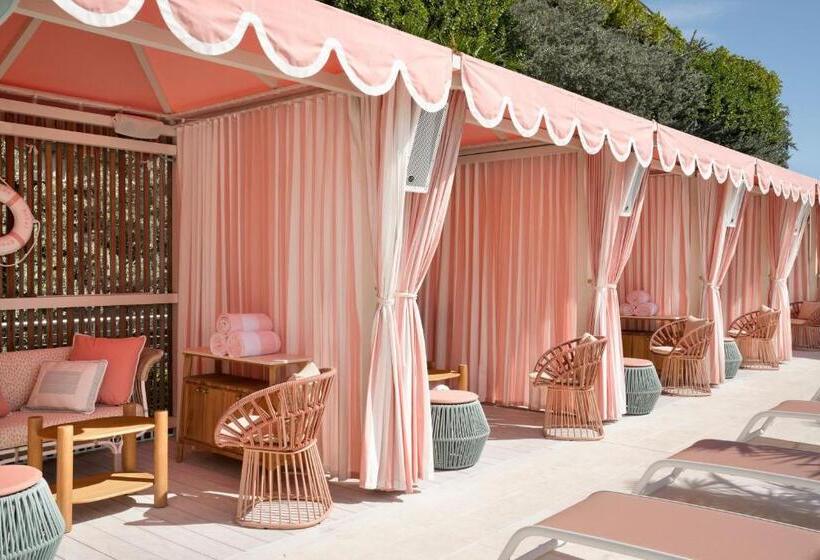 The Goodtime Hotel, Miami Beach A Tribute Portfolio