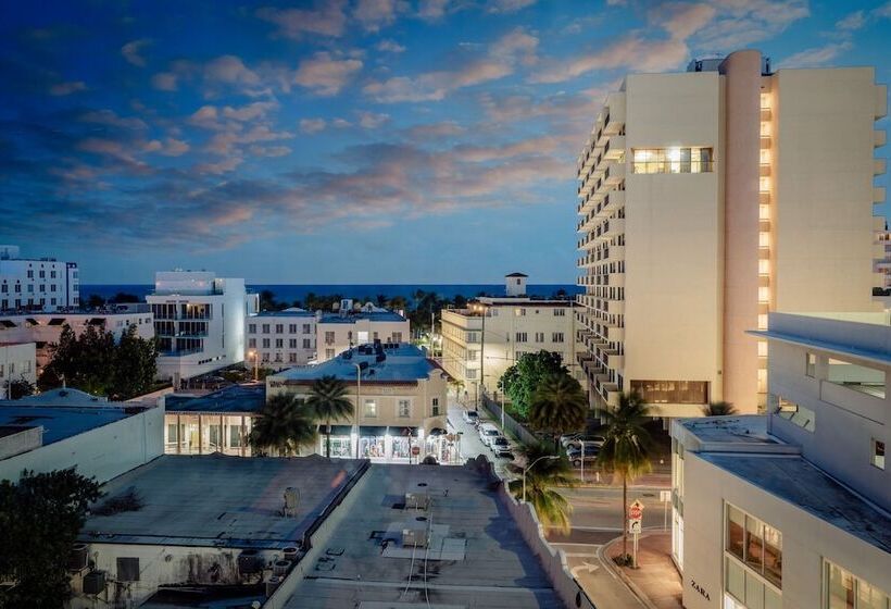 The Goodtime Hotel, Miami Beach A Tribute Portfolio