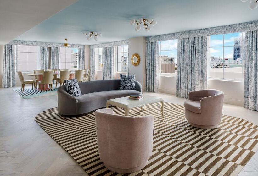 The Goodtime Hotel, Miami Beach A Tribute Portfolio