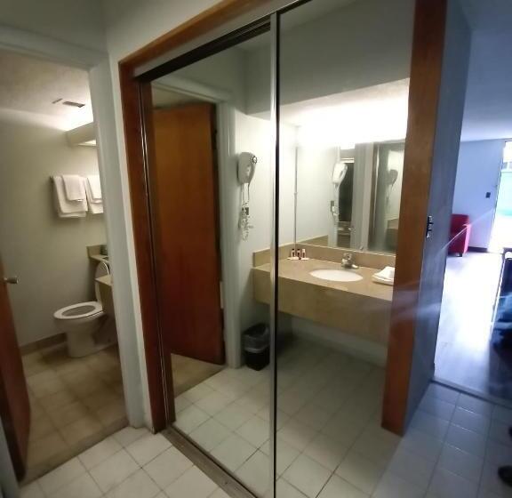 فندق Travelodge By Wyndham Petersburg