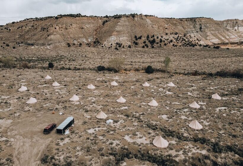 בית מלון כפרי Wander Camp Bryce Canyon   Escalante