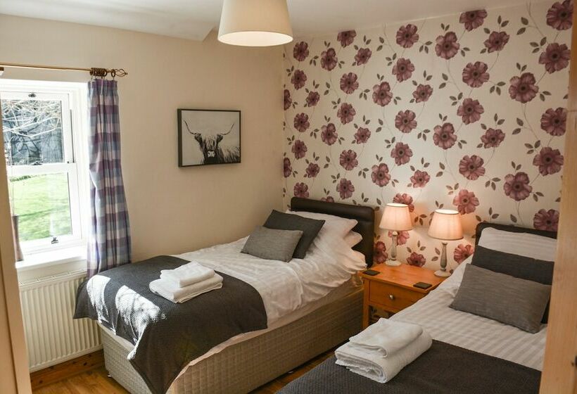 Lower Trengale Farm Holiday Cottages