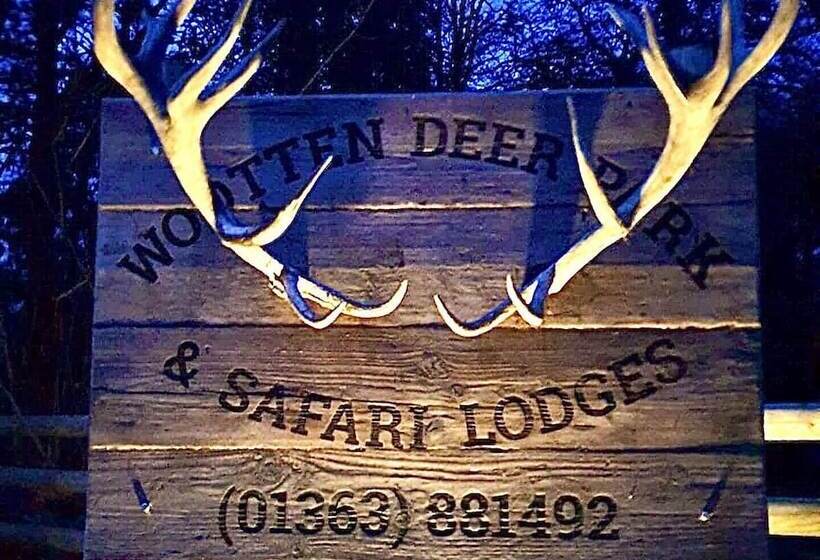 Luxury Safari Lodge Surrounded By Deer!!  Roe