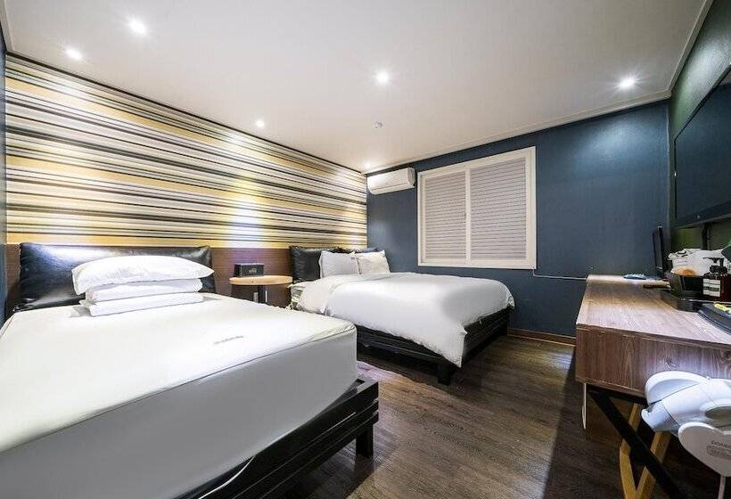 مُتل Busan Deokcheon Coco