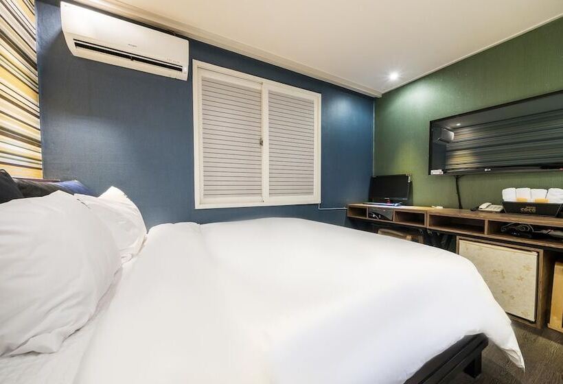 مُتل Busan Deokcheon Coco