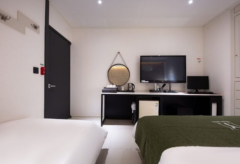 모텔 Cheongju Yellow