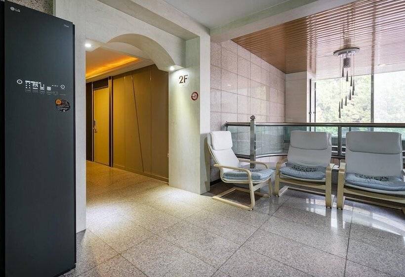 汽车旅馆  Namwon Hotel Chunhyang