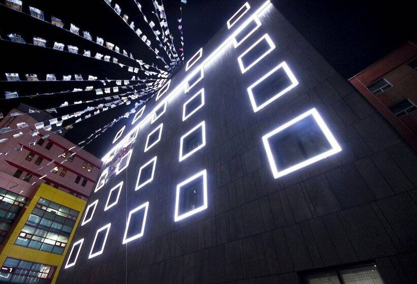 فندق على الطريق Gimhae Samgye Masil