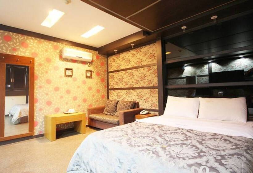 מוטל Gunsan Oh My