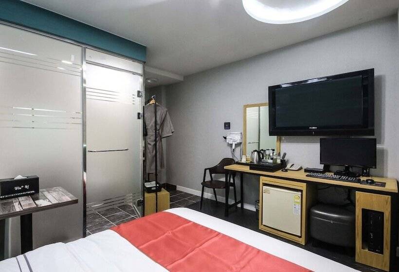 汽车旅馆  Gunsan Win