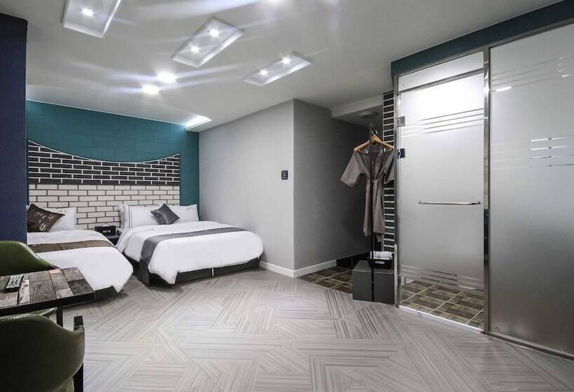 汽车旅馆  Gunsan Win