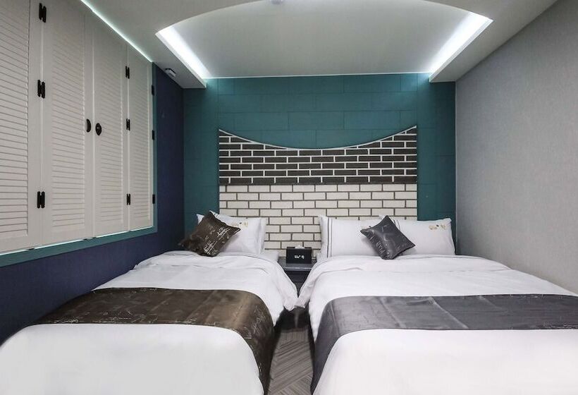 汽车旅馆  Gunsan Win