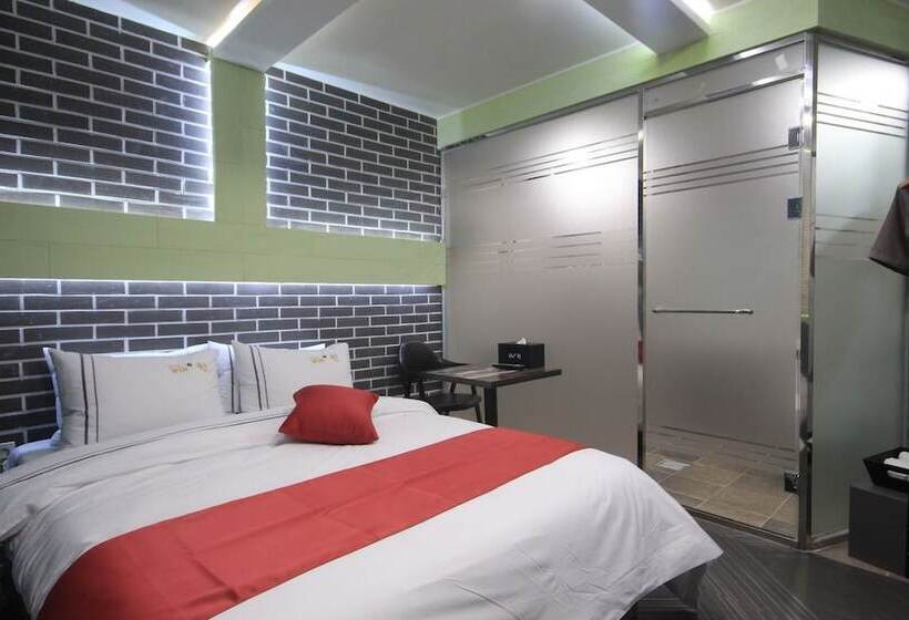 汽车旅馆  Gunsan Win