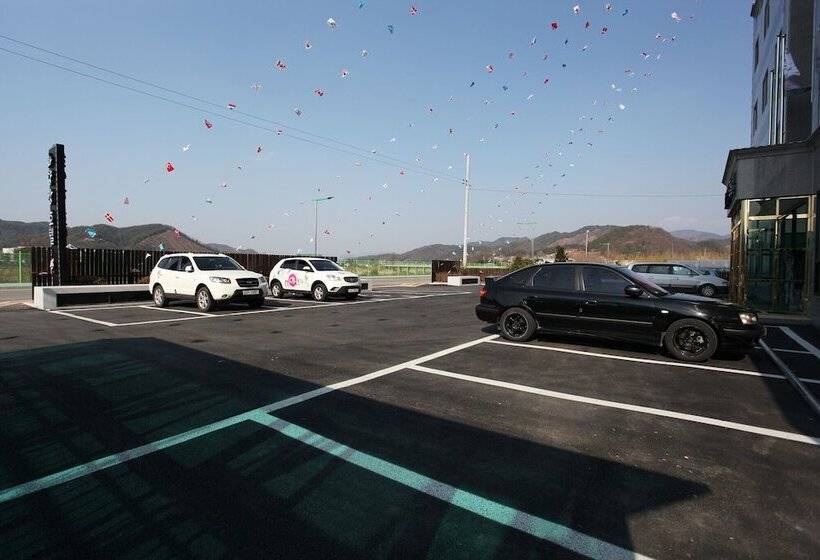 מוטל Hongcheon Hwayanggang