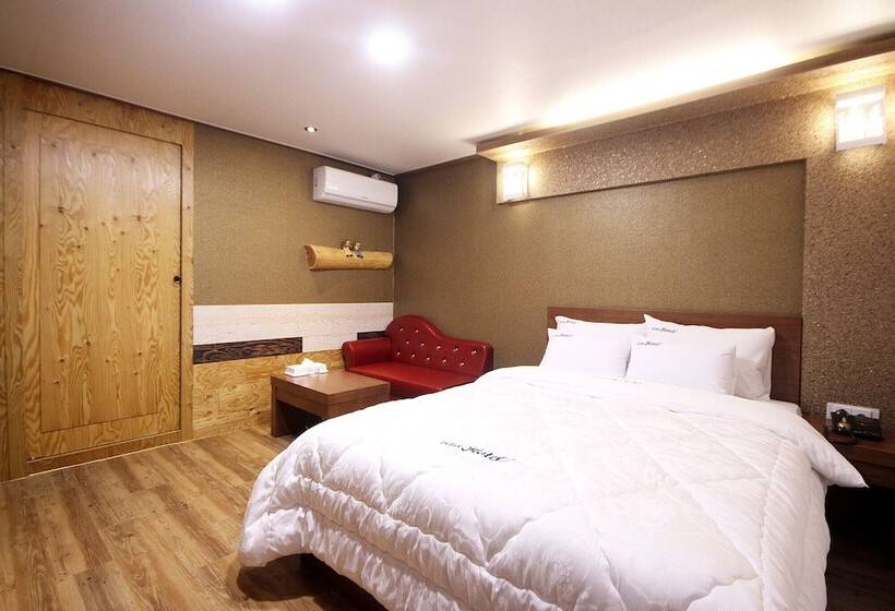 Мотель Iksan Hotel Iksan