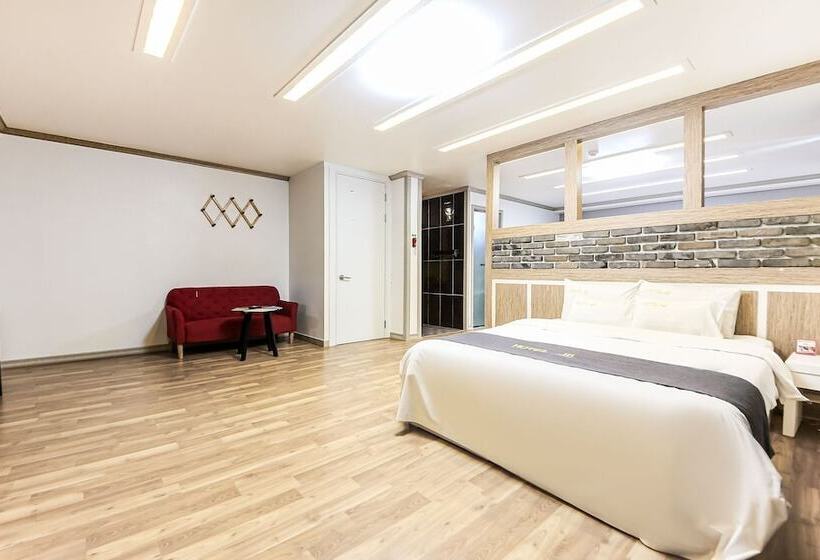 Мотель Iksan Jb