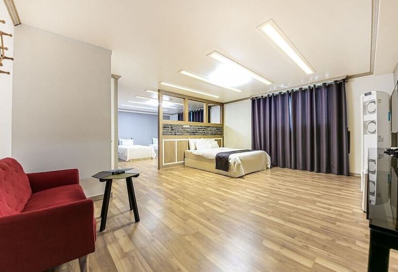 Мотель Iksan Jb