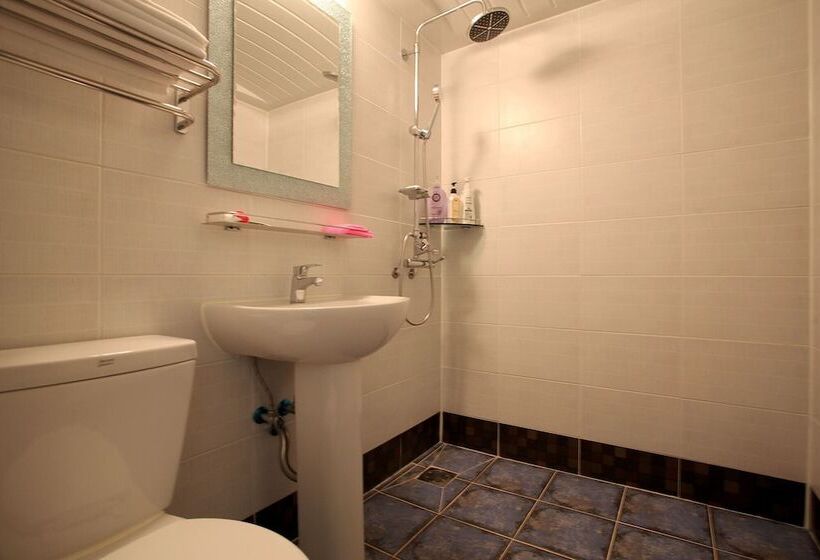 Motel Nonsan Yegrina