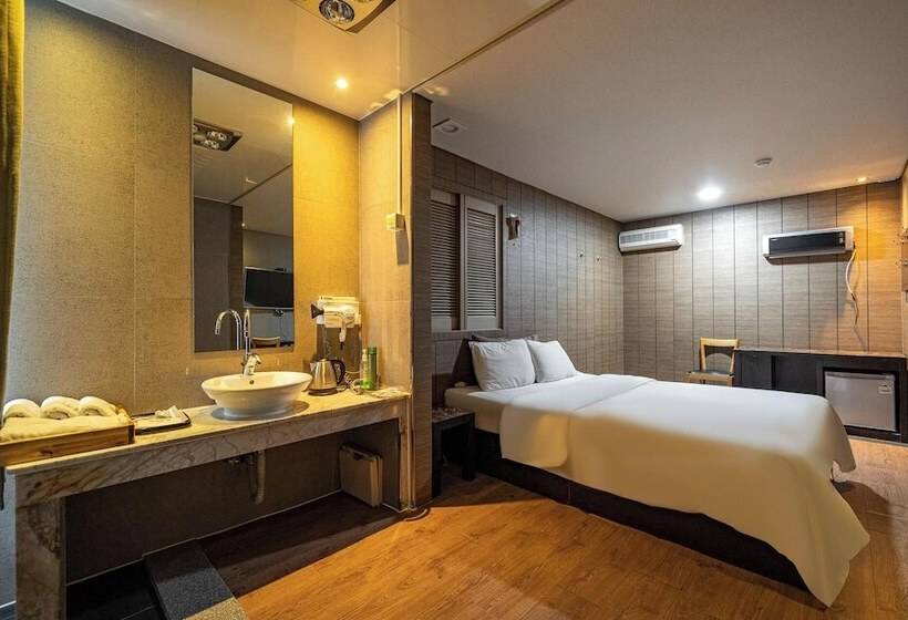 Motel Paju Imt