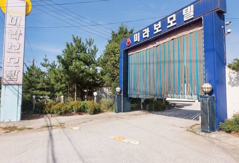 مُتل Pocheon Feel