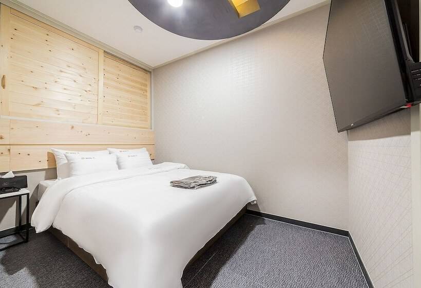 汽车旅馆  Seongnam Hotel K