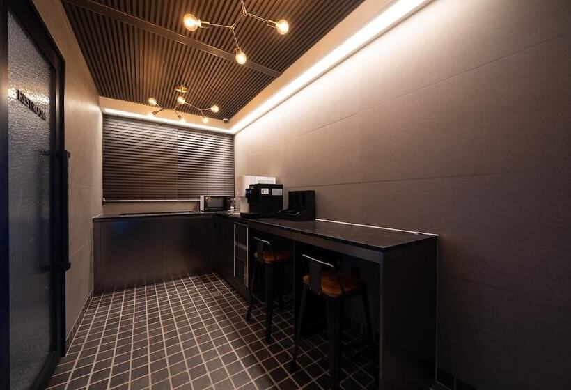 מוטל Seongnam Dk