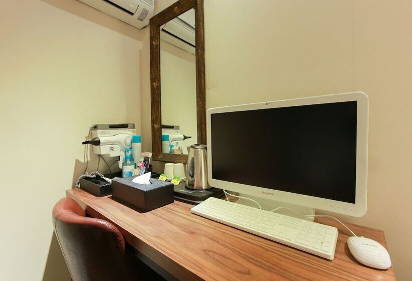 Motel Uijeongbu Hotel Illuwa