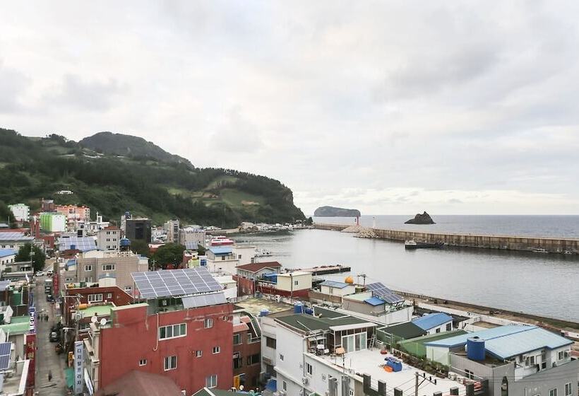 Motel Ulleung With Ulleung
