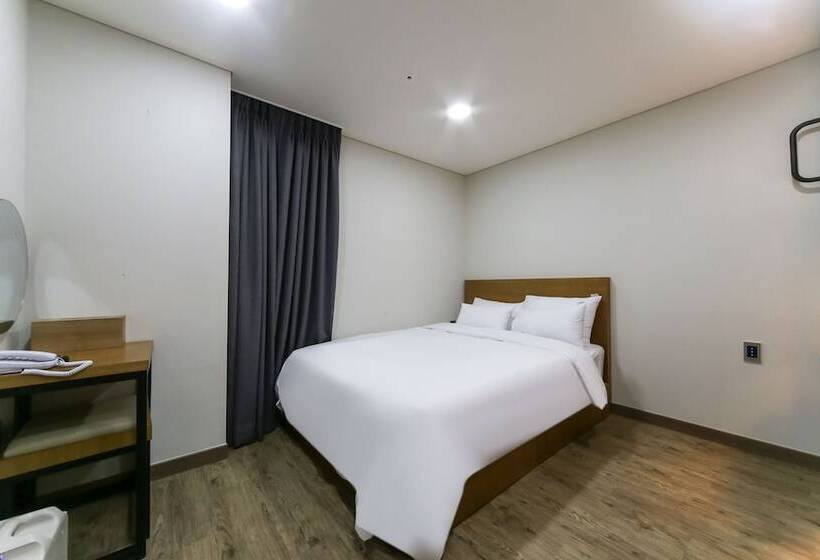 Motel Ulleung With Ulleung