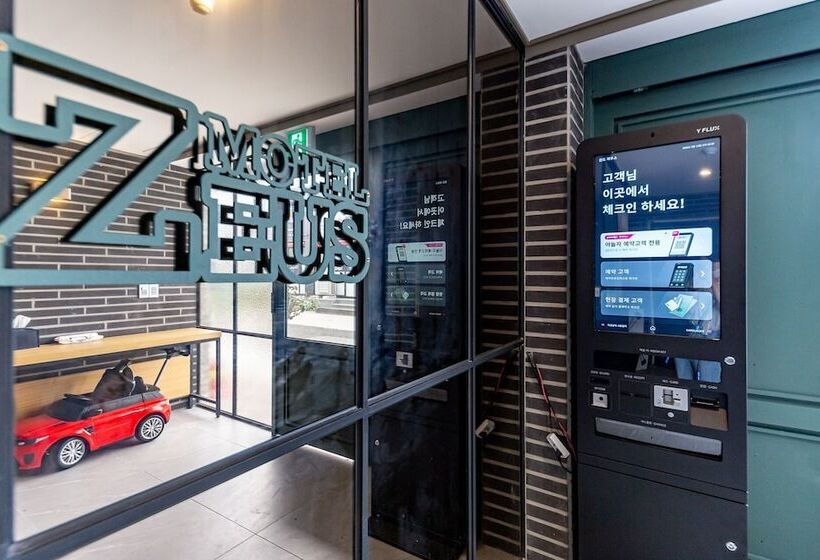 מוטל Wando Zeus