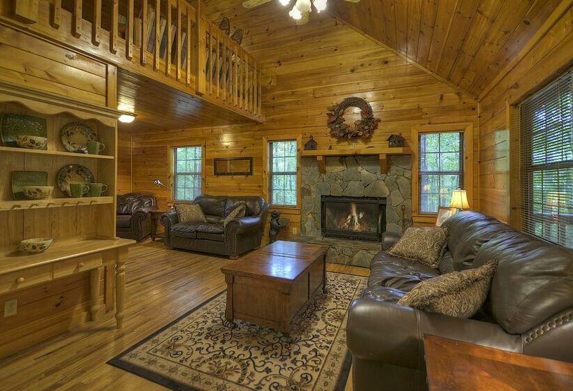 Mountain Haven Relaxing Cabin Near Blue Ridge