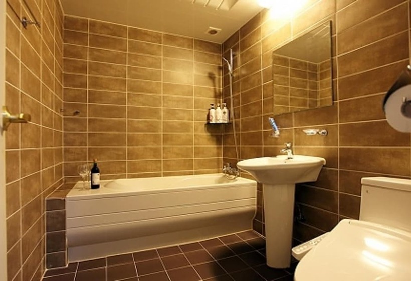 Namwon River Motel
