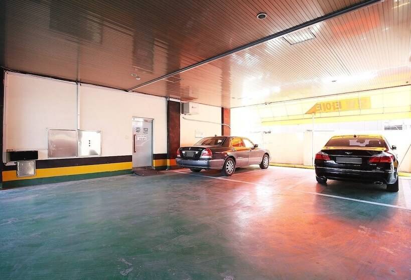 Nonsan Titanic Motel