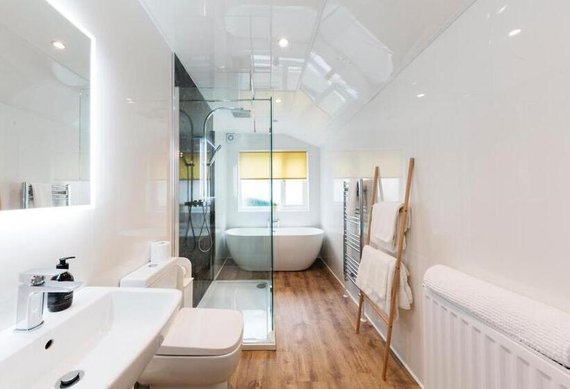 膳宿费 Annandale Guest House