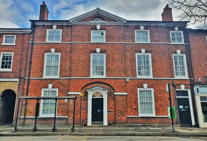 بنسيون No.31 Castle Gate