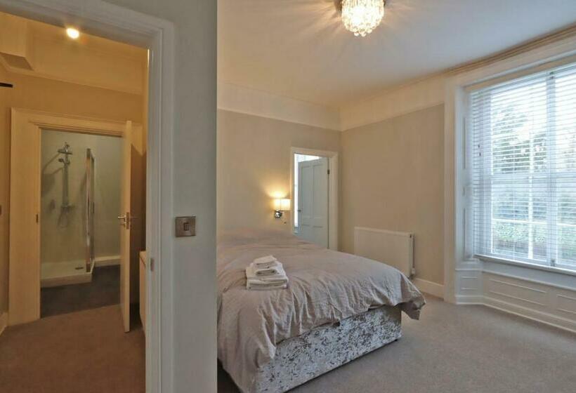 بنسيون No.31 Castle Gate