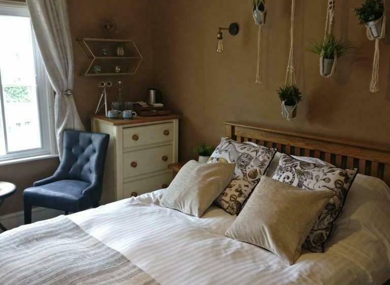 펜션 The Riverside Rooms