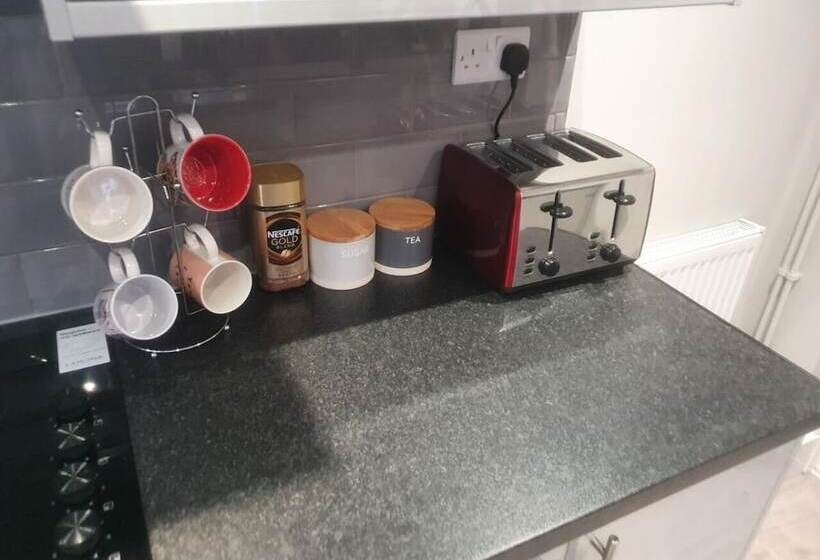 펜션 Townhouse @ Nicholls Street Stoke