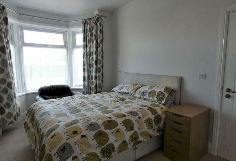 Пансион Townhouse @ 33 Kinver Street Stoke