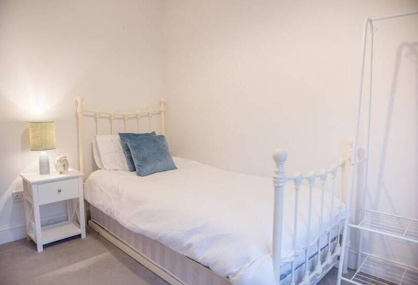 Railway Cottage, Aldeburgh