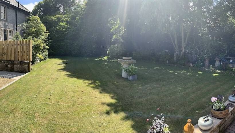 Remarkable 2 Bed Cottage In Tranquil Setting