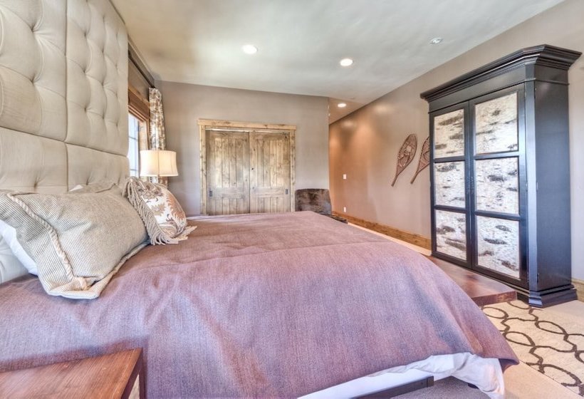 Spanish Peaks Cabin-17 Nighthawk