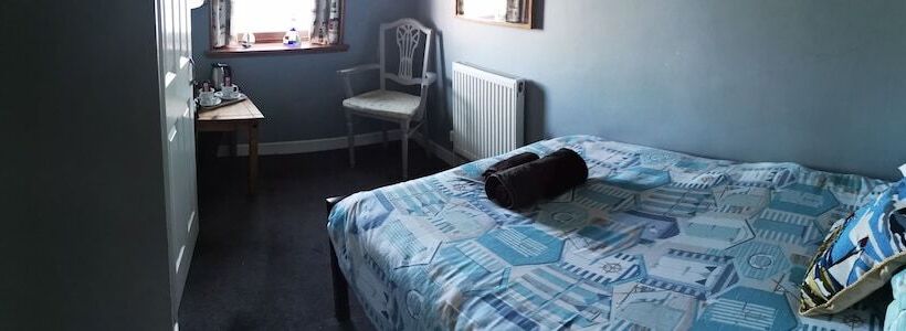 The Hut Sea Front Inn