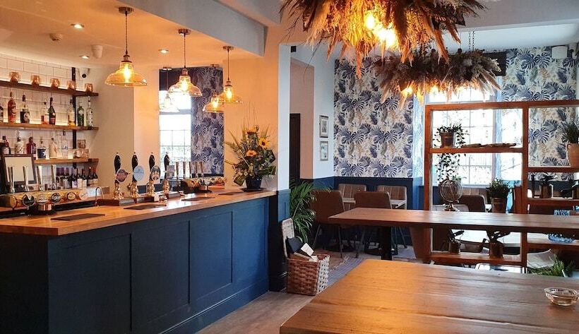 The Ring Pub Bed And Breakfast