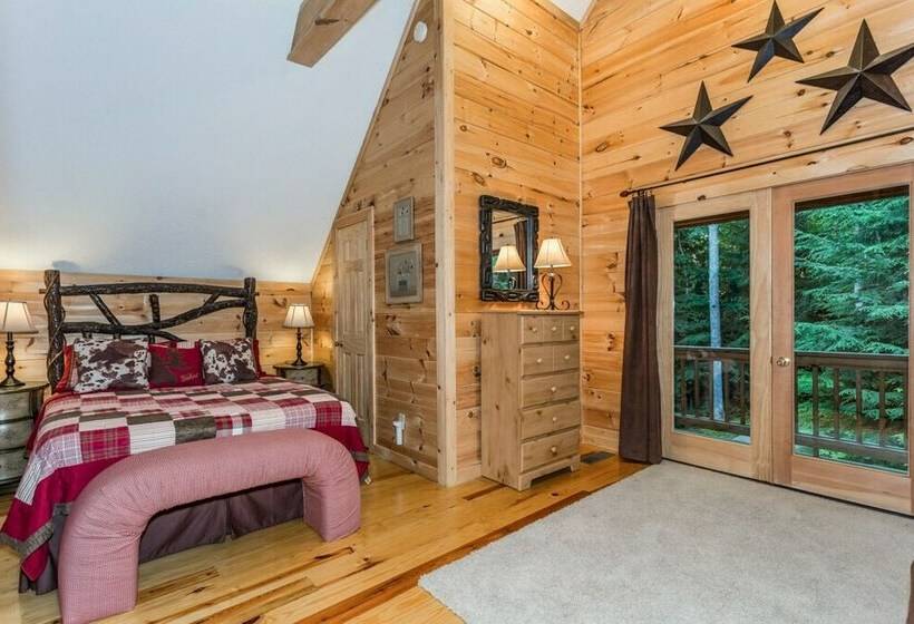 Twin Falls Stunning Landscape With 10ft Waterfall