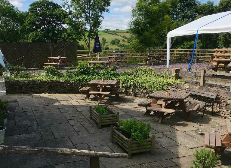 مبيت وإفطار Black Lion Inn